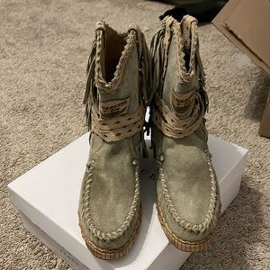 El Vacquero Arya Silverstone Boots Women size 41 Olive